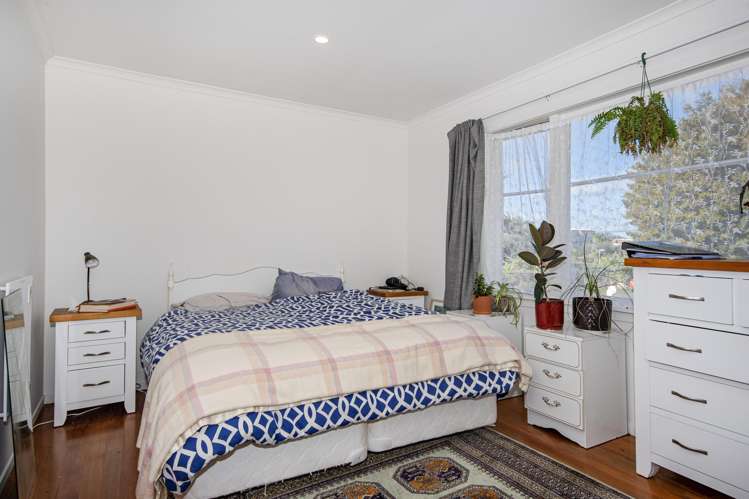 1a Whimp Avenue Onerahi_5