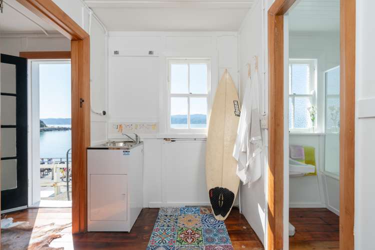 495 Karaka Bay Road Karaka Bays_11