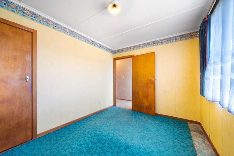 24 Cobham Crescent Kelston_9