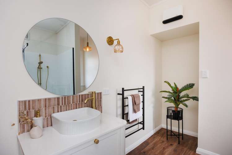 20 Rainforth Street Roslyn_18