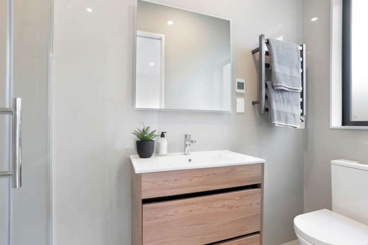 37 Garton Drive Massey_14