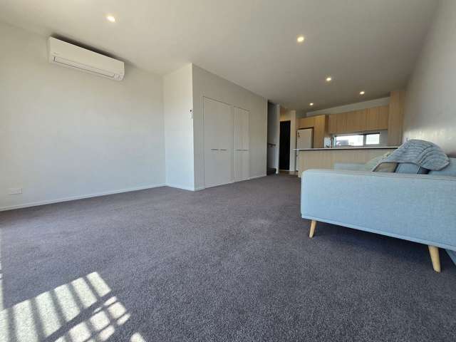 Modern 2 Storey Townhouse in New Brighton