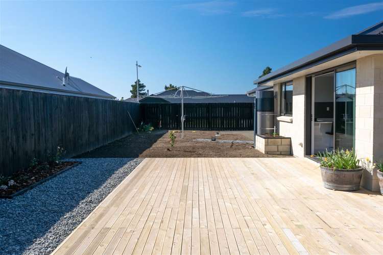 14 Catalina Crescent Burleigh_20