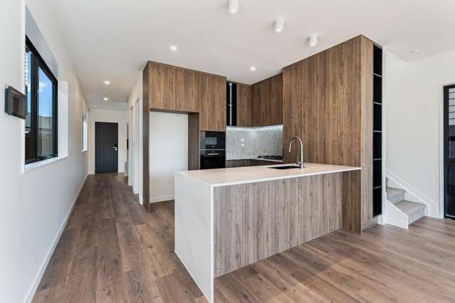 329 Te Taruna Drive Milldale_2