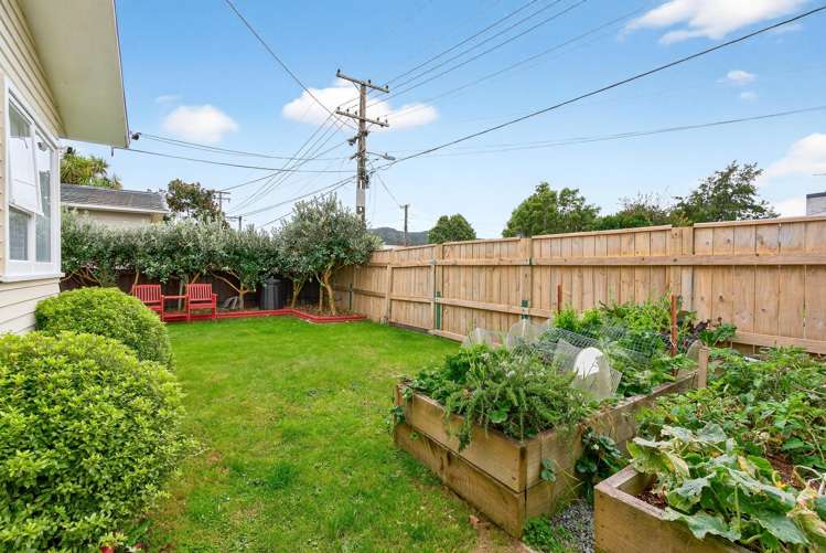 23 Karamu Crescent Wainuiomata_28