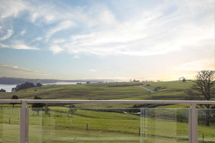 189 Vaughans Road Okura_14