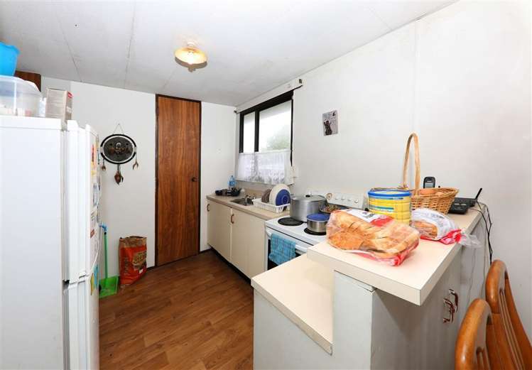 2/2 Jack Farrell Place Papakura_4