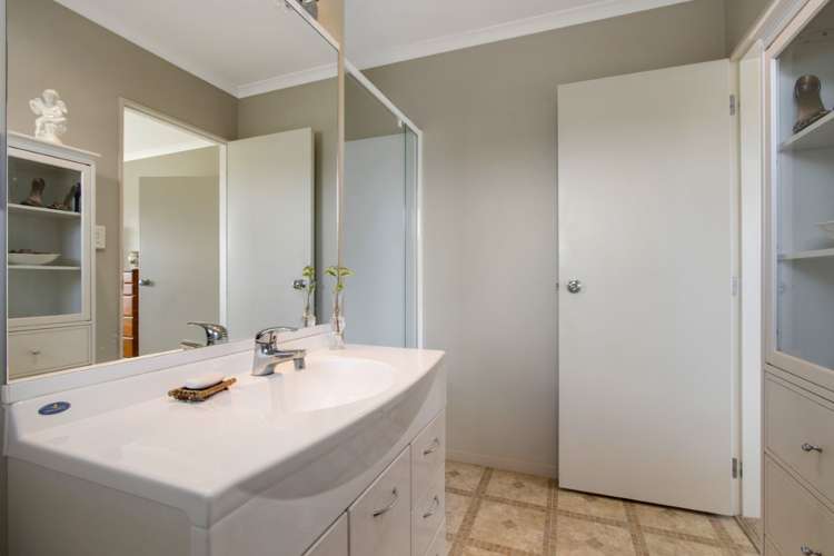 10 Silverton Road Waihi_8