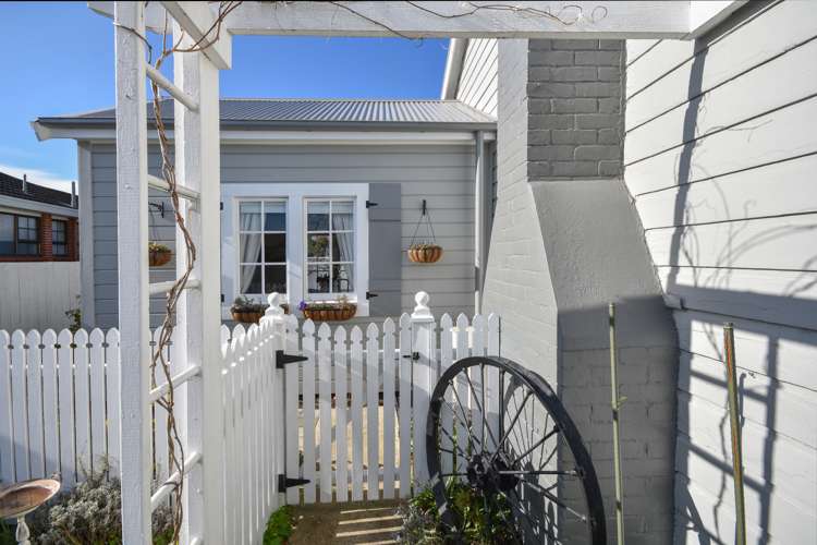 231 Union Street Milton_5