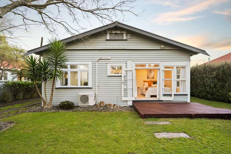 119 Galloway Street Hamilton East_19