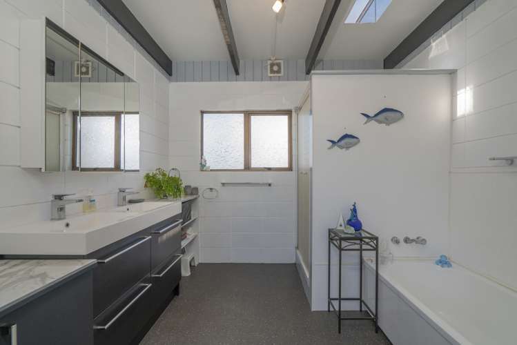 58 Cook Drive Whitianga_12