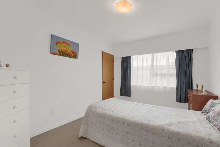 65 Neale Avenue Stoke_11