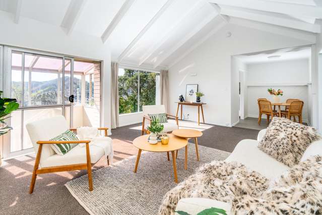 11 Selkirk Way Karori_3