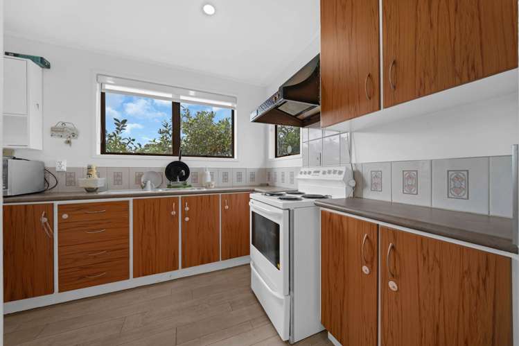 14 Le Havre Place Takanini_11