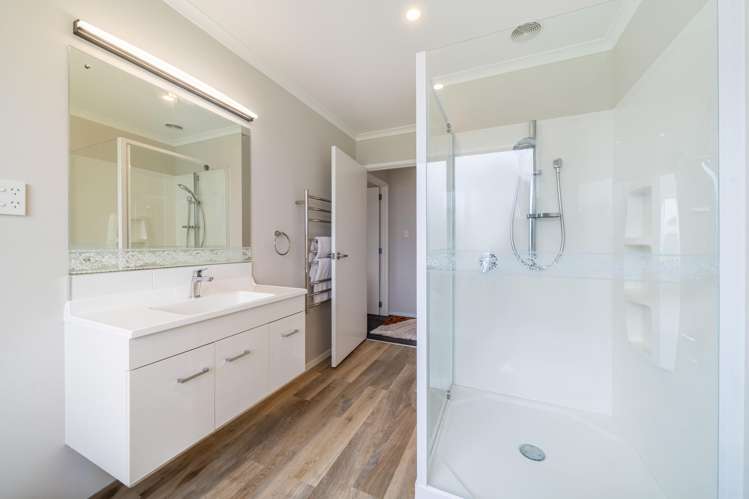 3 Te Kaeaea Crescent Wallaceville_28