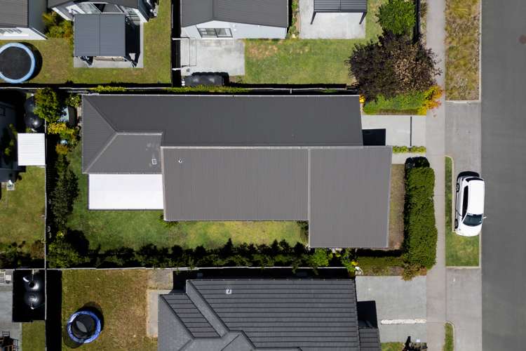 28 Probert Crescent Chartwell_19