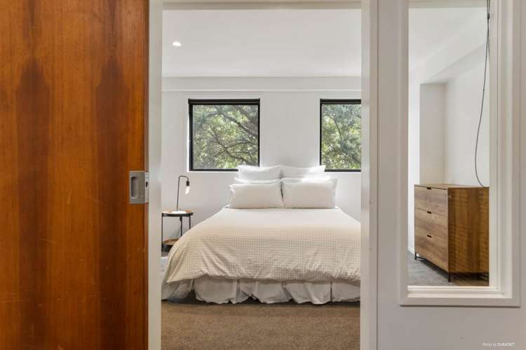 11/8 Dock Street City Centre_10