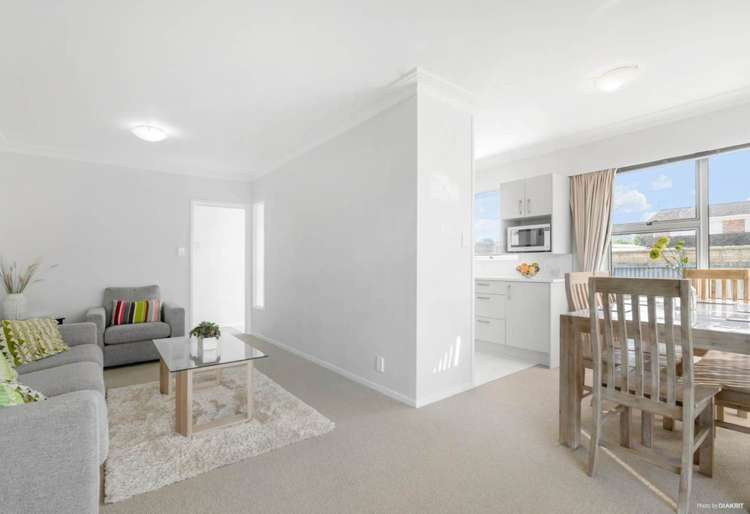 12 Stanniland Street Sunnyhills_5