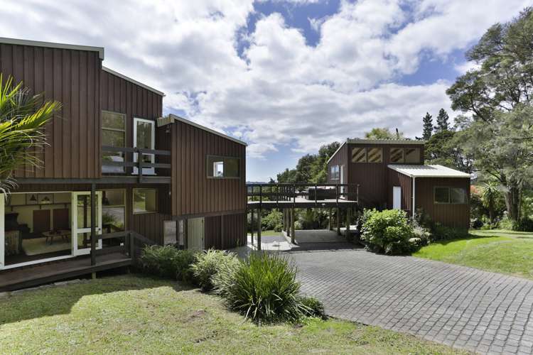 14 North Way Titirangi_2