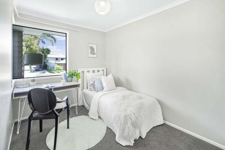 23 Heathfield Avenue Huntington_16