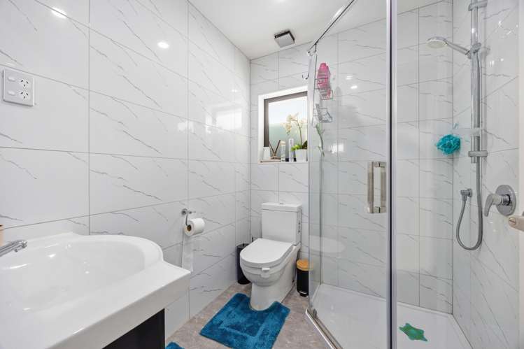 6 Te Hiko Way Mangere_23