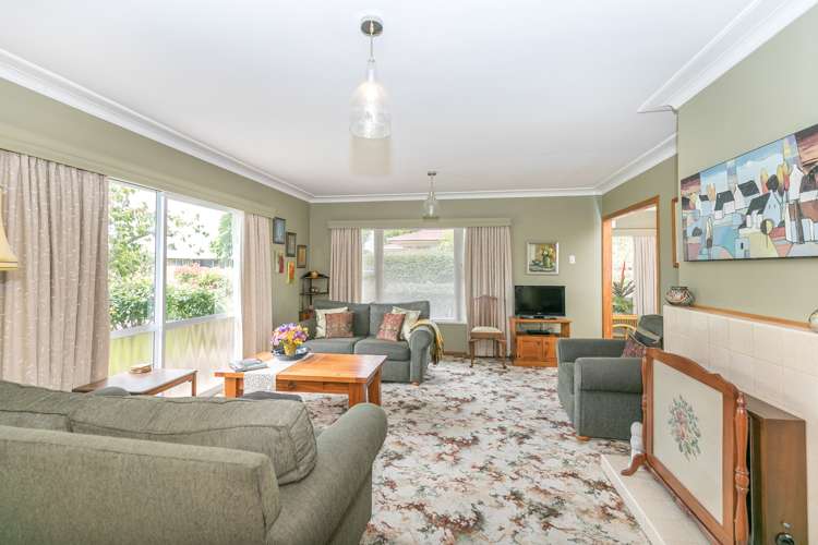 12 Scott Avenue Hamilton East_5