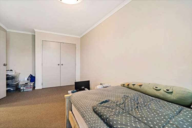 18 Barnea Circle Glen Eden_9