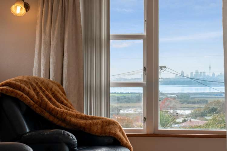 221 Te Atatu Road Te Atatu South_7