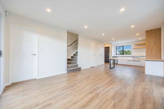 3/21 Peachgrove Road Te Atatu Peninsula_4