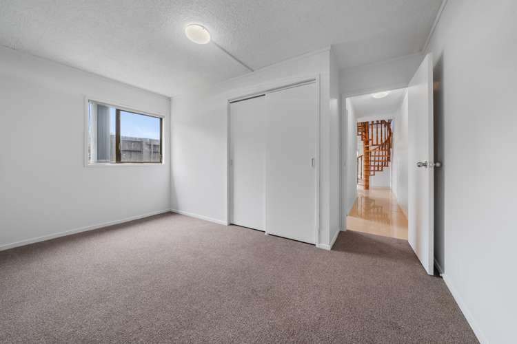 12B Bronte Place Whalers Gate_30