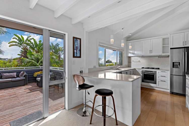 12 Taumata Road Castor Bay_10