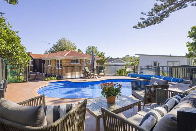 6 Regal Place Forrest Hill_1