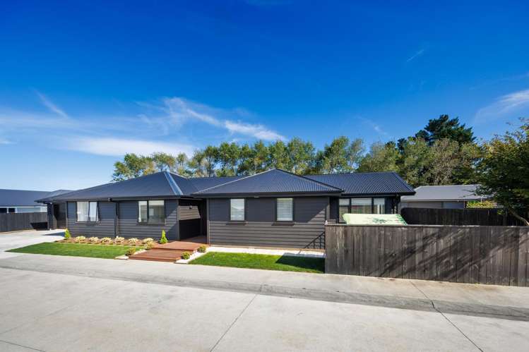 6 Ivy Lane Kelvin Grove_25