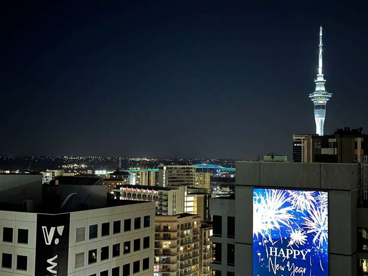 1106/96 Symonds Street City Centre_10