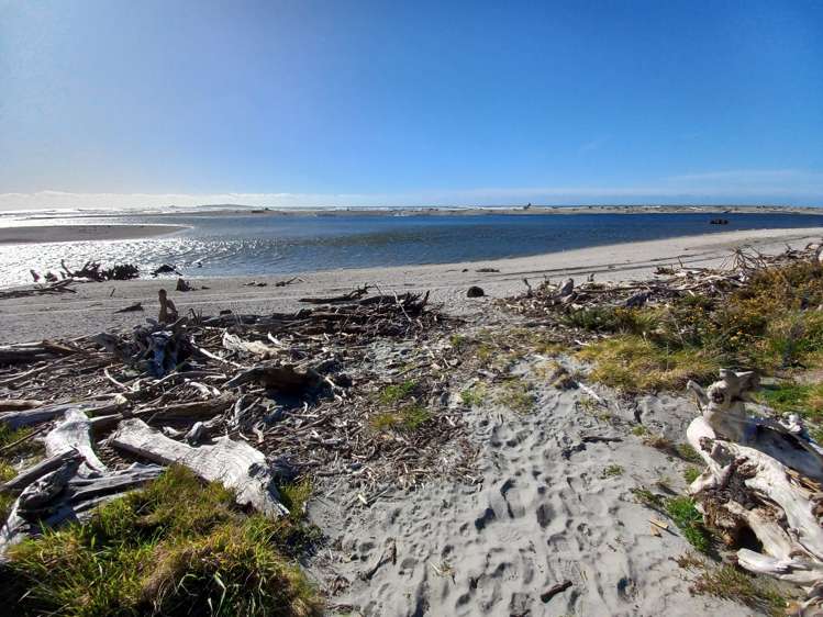 11 Fox Moth Drive Haast_9