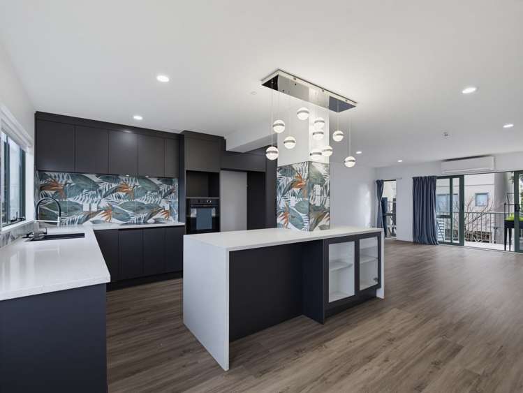 17/2 Onehunga Harbour Road_0