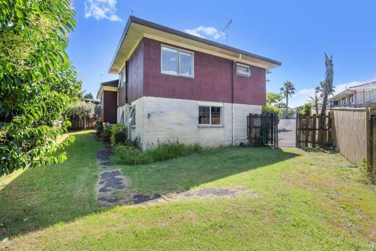 2/49 Meadway Sunnyhills_20