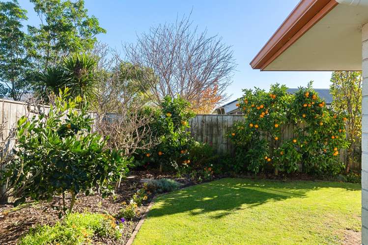 13 Roger Street Lytton West_22