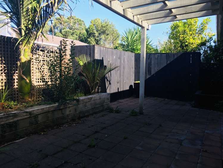 2/152 Manuka Road Bayview_9