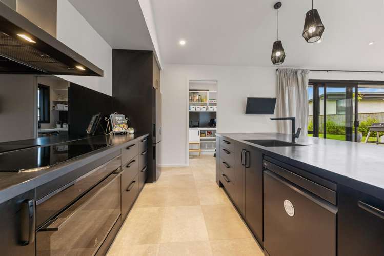 3 Three Kings Court Outram_9