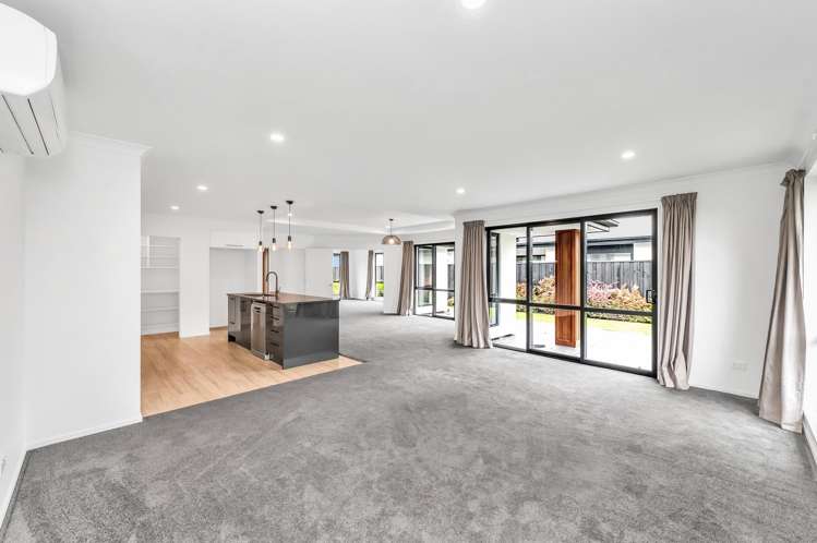 29 Irvines Track Halswell_7