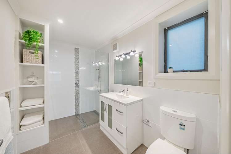 26 Flers Street Karori_18