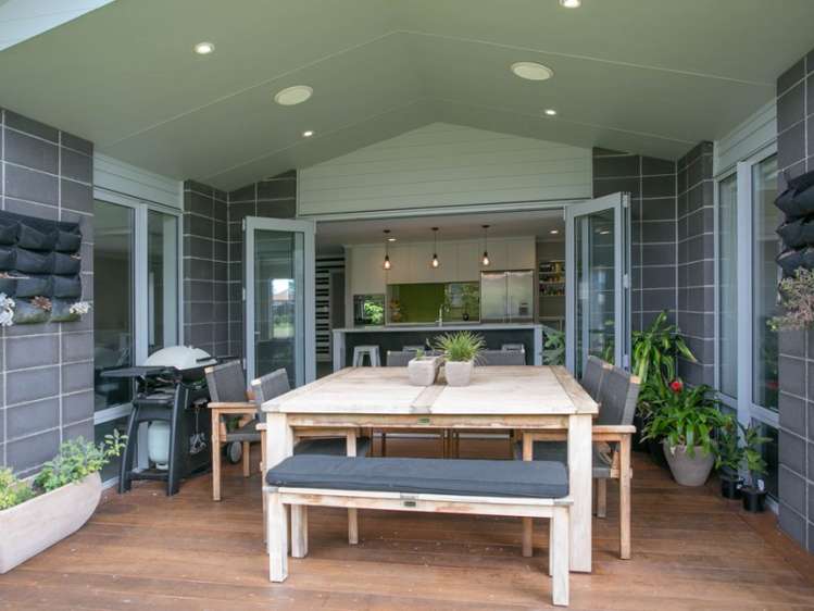 42 West Thompson Street Leamington_17