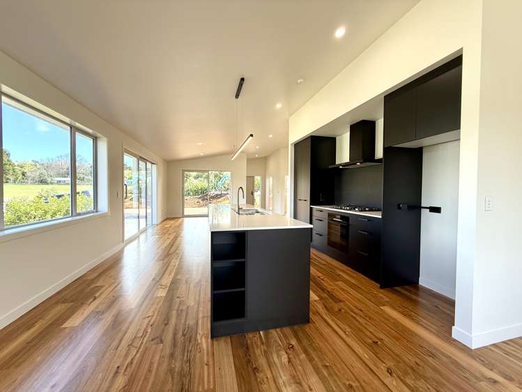 2/19A East Street Raglan_8