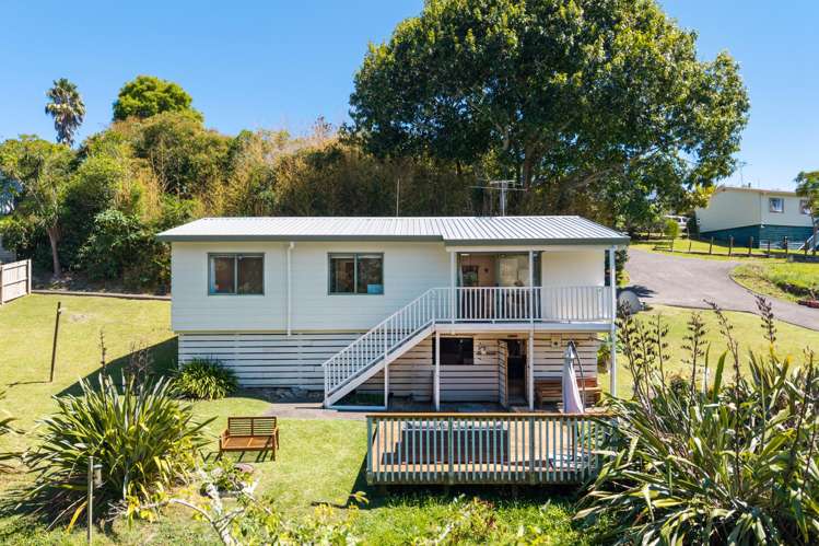 85c Fairclough Road Beach Haven_20