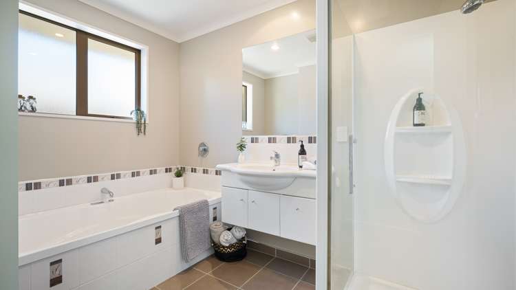 8 Hoihere Place Parklands_15