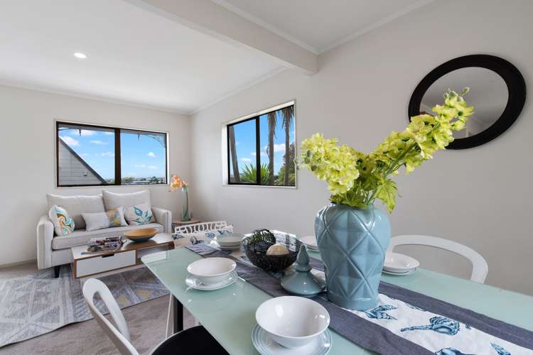 2/67 West Coast Road Glen Eden_8