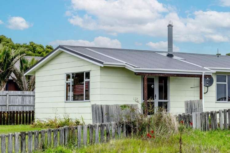 37 Arnott Heights Greymouth_27