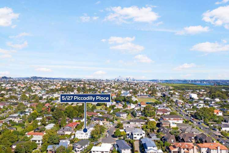5/27 Piccadilly Place Kohimarama_11