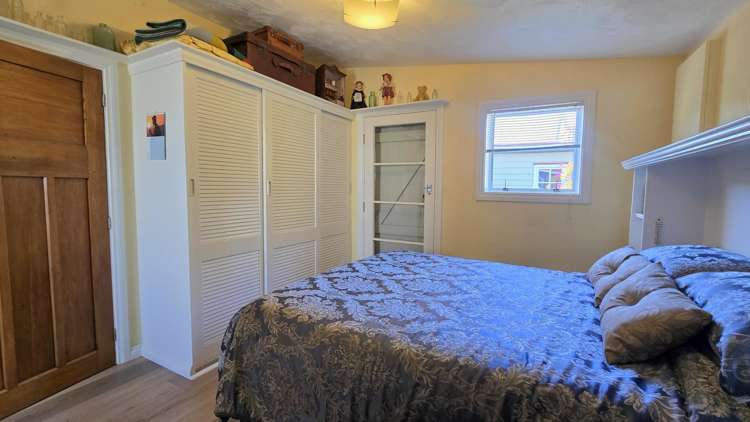 75 Revell Street Hokitika_34